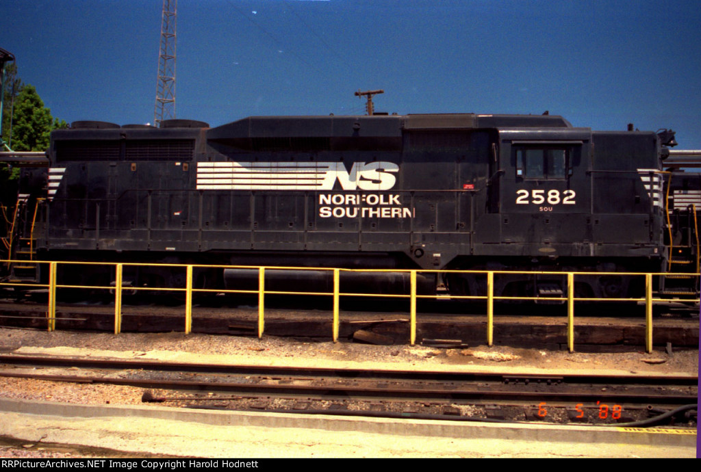 NS 2582